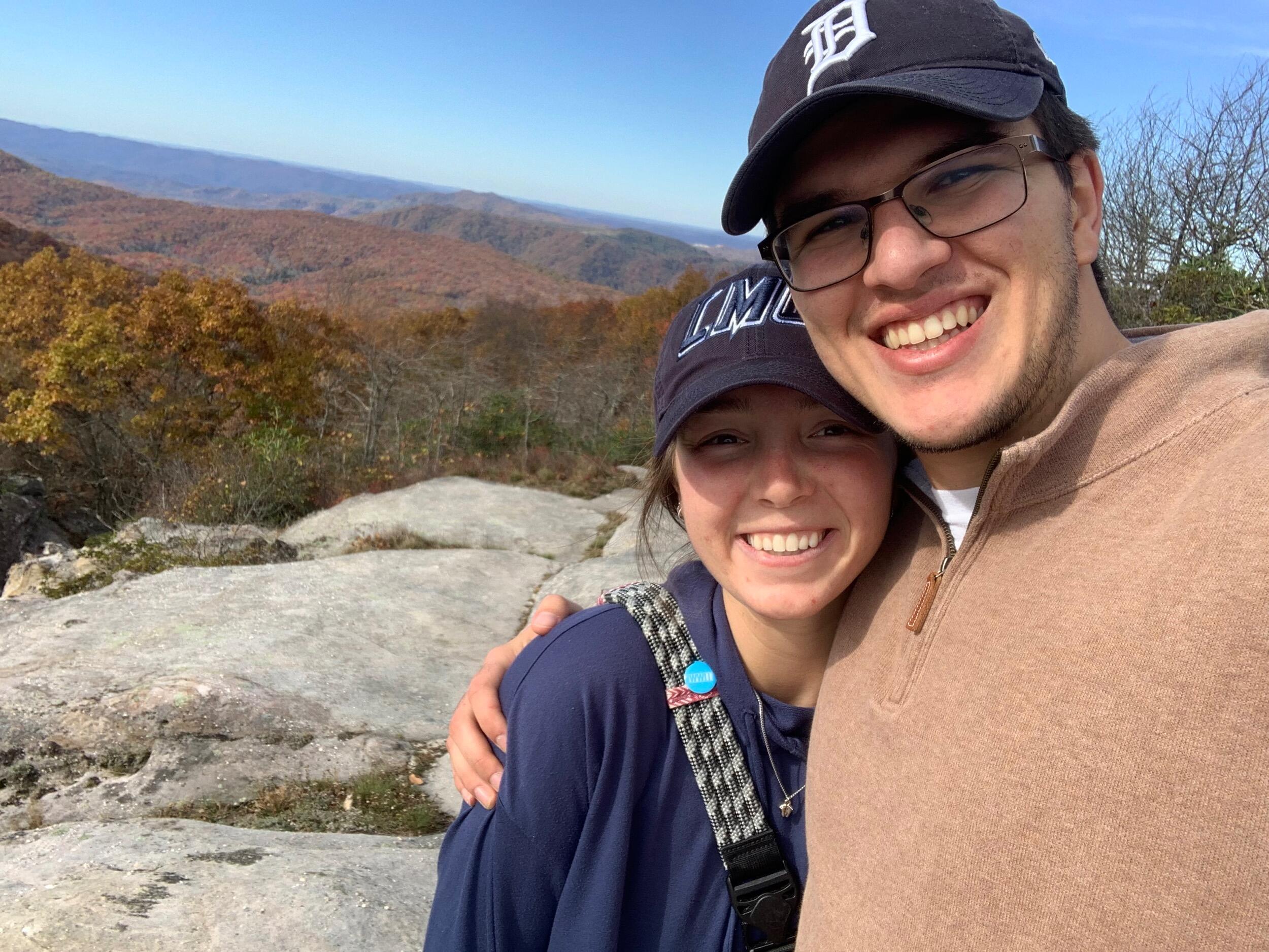 A lovely visit to Sydney's medical school town (Harrogate, TN & Ewing, VA) to say goodbye to the long-distance for a week!