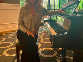 Kimberly Krohn Piano - Singing Pianist - Austin, TX - Hero Gallery 2