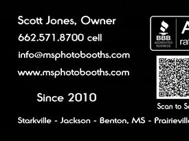 Mississippi PhotoBooths, LLC - Photo Booth - Benton, MS - Hero Gallery 3