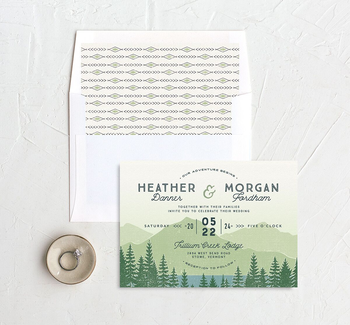 Rustic Mountain Envelope Liners envelope-and-liner in Jewel Green