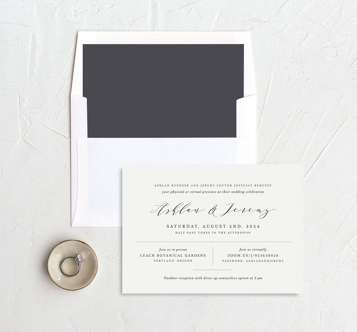 Classic Understated Envelope Liners envelope-and-liner in Champagne