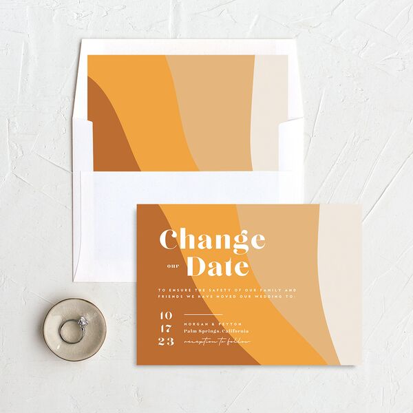 Retro Shapes Change the Date Cards Pumpkin Signature