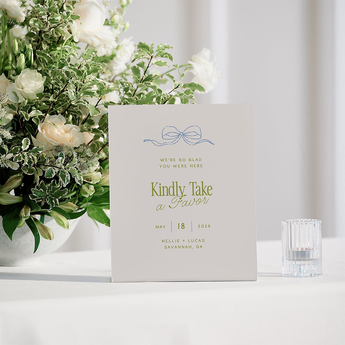 Modern Delicate Bows Bar Bended Tabletop Sign X-small Peridot Standard Plastic XS Tabletop Bar