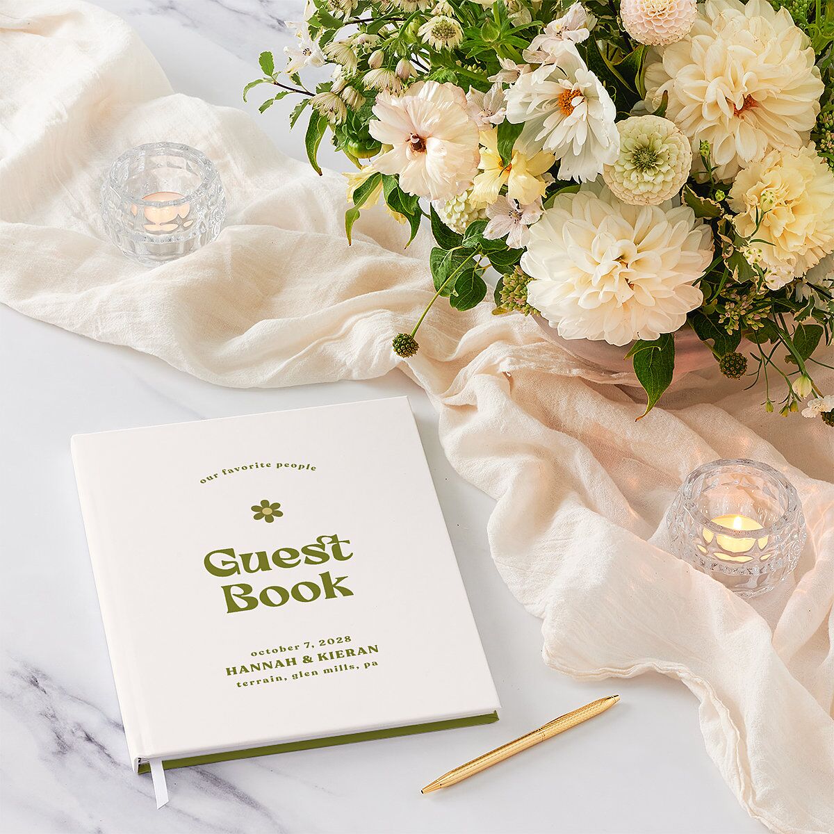 Simple Retro Daisy Guest Books Meadow