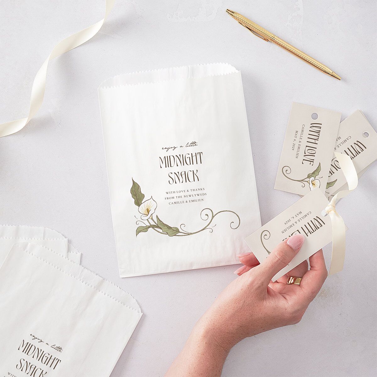 Calla Lily Nouveau Favor Gift Tags Champagne Signature