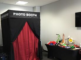 Valley Forge Photobooths - Photo Booth - Valley Forge, PA - Hero Gallery 3