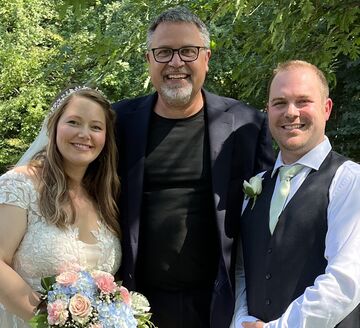 Steve Fredlund - Wedding Officiant - Minneapolis, MN - Hero Main