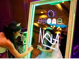 Mirror Mirror Photo Booth Rentals - Photo Booth - Baltimore, MD - Hero Gallery 2