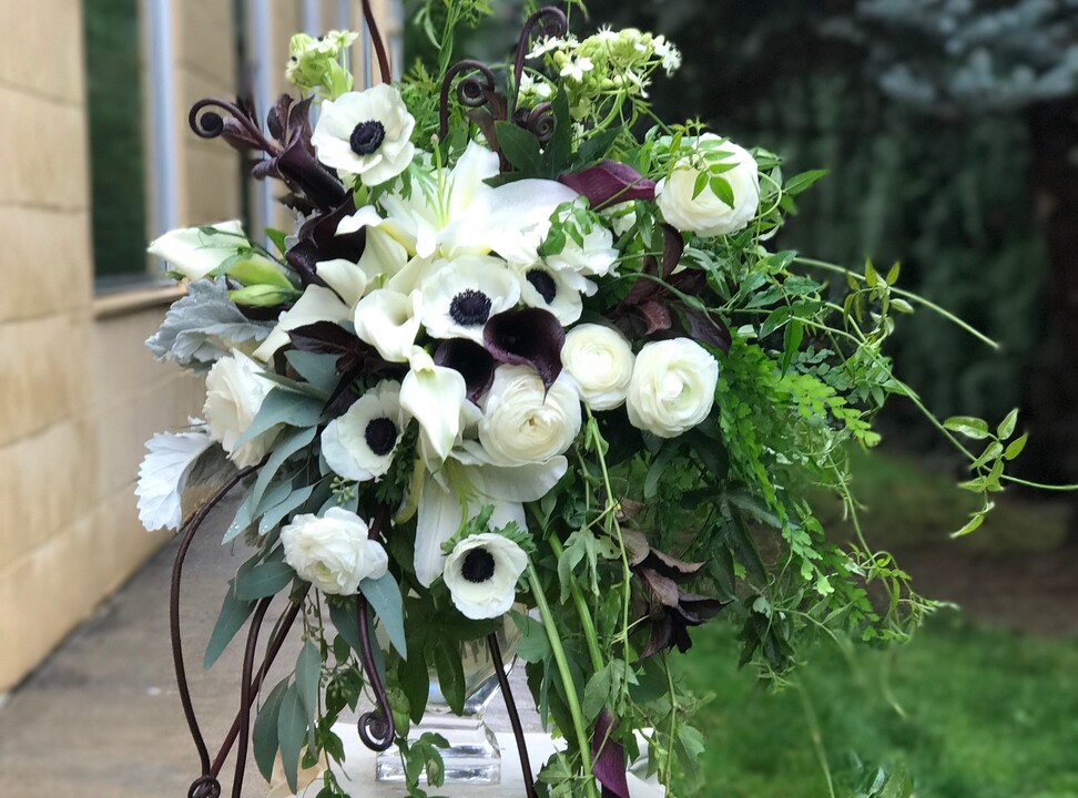 VIP Flowers | Florists - The Knot