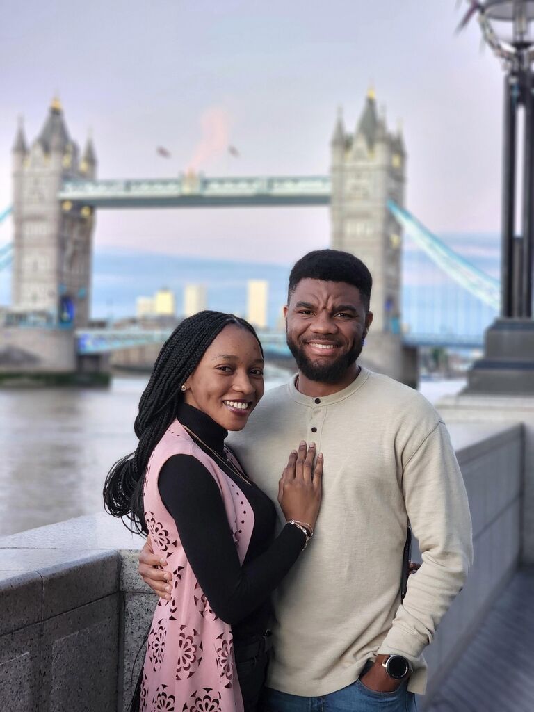 Man travels to meet Woman in London! 🫂